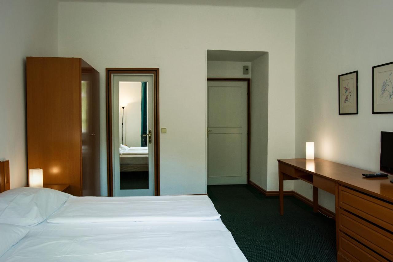 Vila Josefina Prague Ngoại thất bức ảnh